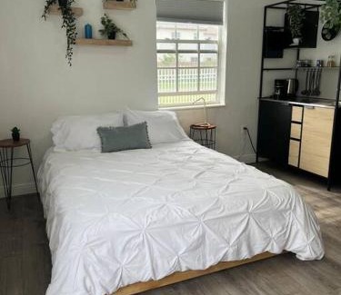 Seybold Apartment | Nice and Cozy guest house 4