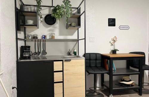 Seybold Apartment | Nice and Cozy guest house 4