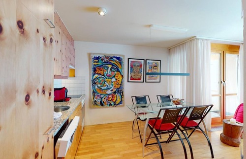 Silvaplana Apartment | Nice and quiet 2½-room apartment on the ground floor, 71m2, facing north.