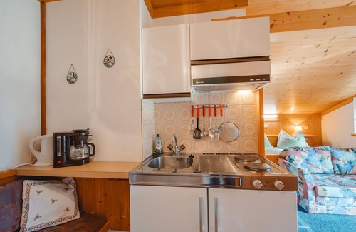 Sankt Martin bei Lofer Villa | Nice apartment in villa for 2 guests with pets allowed