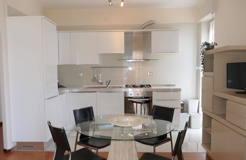 Santo Stefano al Mare Apartment | Nice apartment for 4 people with WIFI and balcony