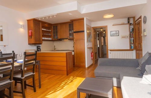 Vilanova I la Geltru Apartment | Nice apartment for 4 guests with WIFI, A/C, terrace and parking
