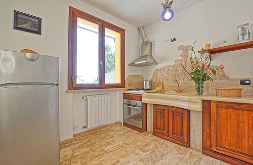 Monteverdi Marittimo Apartment | Nice apartment for 8 guests with pool and parking