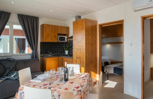 San Lorenzo al Mare House | Nice apartment in villa for 4 people with A/C, WIFI, TV, terrace and pets allowed