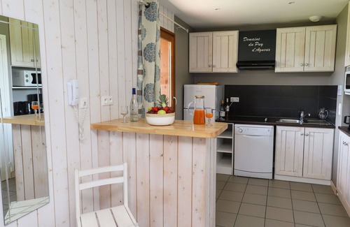 Meyrignac-l'Eglise House | Nice apartment in villa with WIFI, pool, TV, terrace, pets allowed, panoramic view and parking