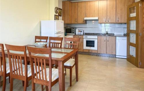 Porto de Espasante Apartment | Nice Apartment In O Porto De Espasante