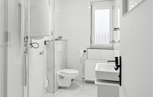 Tauberbischofsheim Apartment | Nice Apartment In Tauberbischofsheim