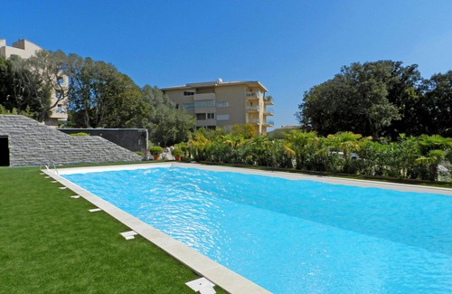Porto-Vecchio Apartment | Nice apartment for 2 guests with A/C, pool, WIFI, TV, terrace and parking