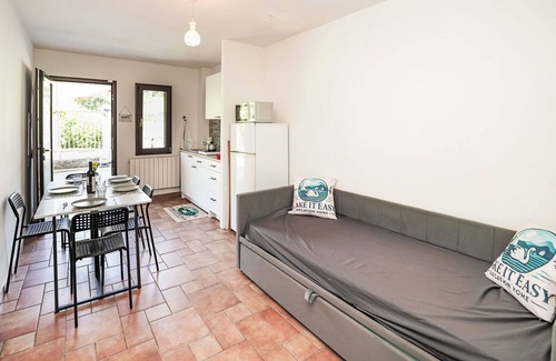 Castello Apartment | Nice apartment for 5 guests with WIFI, pool, TV and parking
