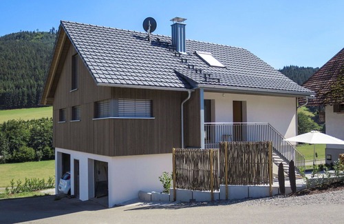Hofstetten Apartment | Nice apartment for 4 people with WIFI, TV, terrace and parking
