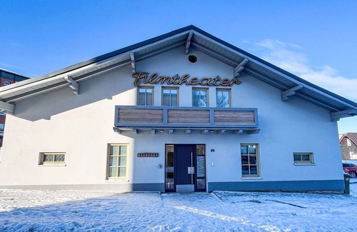 Oberhof Apartment | Nice apartment for 2 guests with WIFI, TV, pets allowed and parking