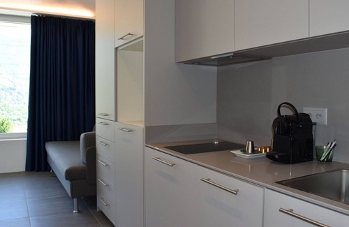 Centovalli Apartment | Nice apartment for 2 guests with pool, WIFI, TV, patio, pets allowed, panoramic view and parking
