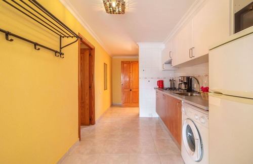 Andraitx Apartment | Nice apartment for 2 guests with pool, WIFI, A/C, TV, balcony and parking