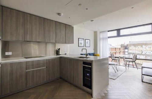 Spitalfields Apartment | Nice apartment for 2 guests with WIFI, pool and TV