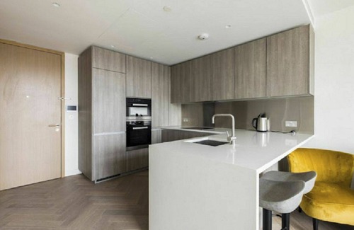 Spitalfields Apartment | Nice apartment for 2 guests with WIFI, pool and TV