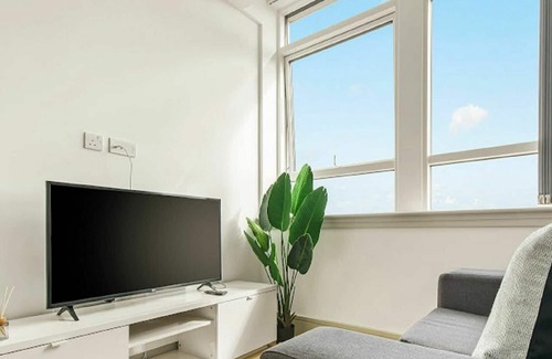 West Harrow Apartment | Nice apartment for 2 guests with WIFI and TV