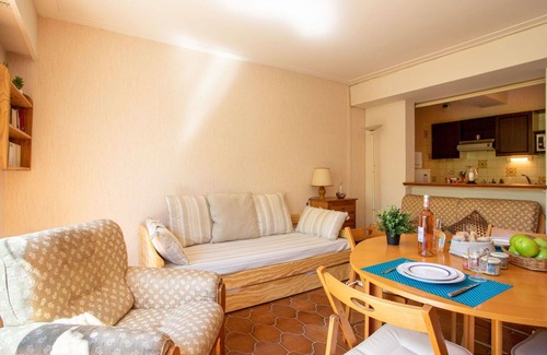 Bastide Giraud Apartment | Nice apartment for 2 guests with pool, WIFI, TV and terrace
