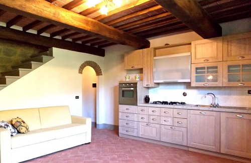 Dicomano Apartment | Nice apartment for 2 guests with pool, WIFI, TV, pets allowed and parking