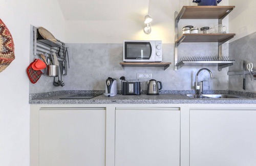 Marciana Apartment | Nice apartment for 2 guests with A/C, WIFI, balcony and pets allowed