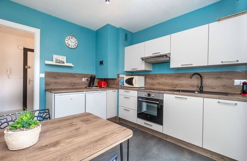 Plaine de la Brague Apartment | Nice apartment for 2 people with WIFI, pool, A/C, TV, terrace and parking