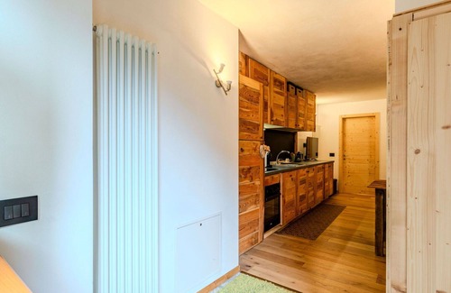 Pinzolo Apartment | Nice apartment for 2 people with WIFI, TV and parking