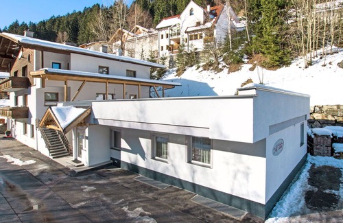 Kappl Apartment | Nice apartment for 20 guests with WIFI
