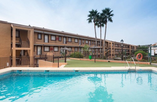 Cabrita Apartment | Nice apartment for 3 guests with pool, WIFI, A/C, TV, terrace and parking