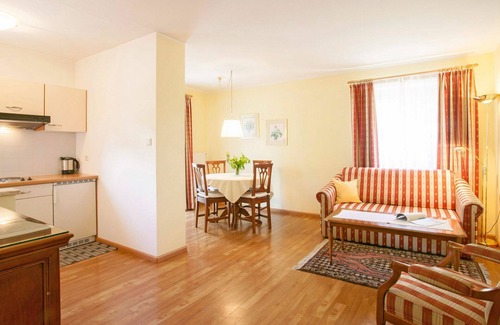 Merano Apartment | Nice apartment for 3 people with A/C, hot tub, pool, WIFI, TV, balcony and pets allowed