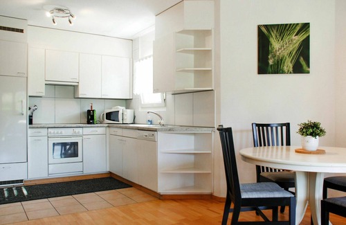 Caslano Apartment | Nice apartment for 4 guests with pool, WIFI, TV, patio, pets allowed and parking