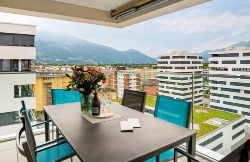 Locarno Apartment | Nice apartment for 4 guests with WIFI, TV, balcony, pets allowed and parking