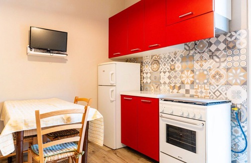 Ceriale Apartment | Nice apartment for 4 guests with WIFI, TV, terrace and pets allowed