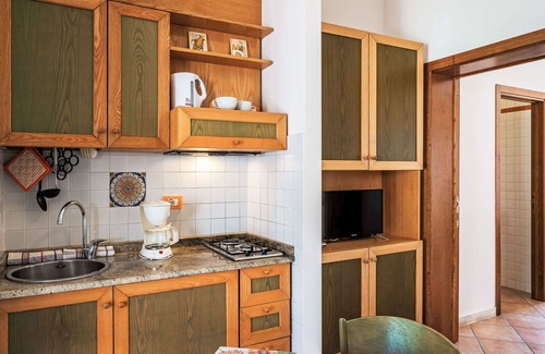 San Feliciano Apartment | Nice apartment for 4 guests with A/C, WIFI, pool, TV, patio, pets allowed and parking
