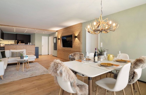 Davos Apartment | Nice apartment for 4 guests with WIFI, TV, terrace and parking