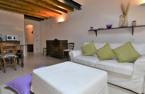 Este Apartment | Nice apartment for 4 guests with WIFI, A/C and TV