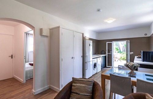Cervione Apartment | Nice apartment for 4 people with WIFI, A/C, TV, terrace, pets allowed and panoramic view
