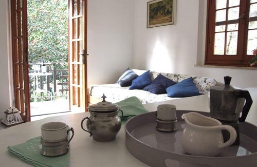 Sassetta Apartment | Nice apartment for 4 people with WIFI, TV and balcony