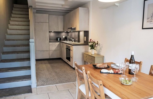 Yvorne Apartment | Nice apartment for 4 people with WIFI, terrace and parking
