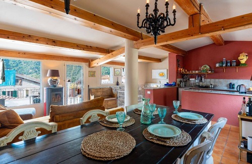 Airole Apartment | Nice apartment for 4 people with WIFI, A/C, terrace, pets allowed, panoramic view and parking