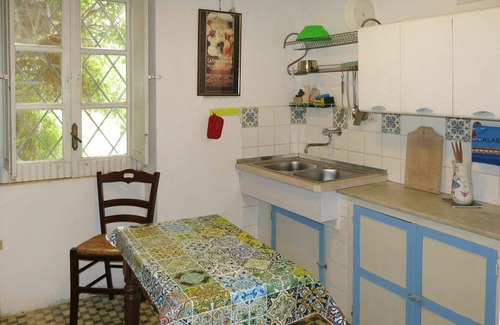 Santa Domenica Apartment | Nice apartment for 5 guests with patio, pets allowed and parking