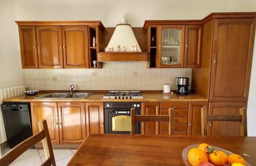Luino Apartment | Nice apartment for 5 people with WIFI, TV, terrace and pets allowed