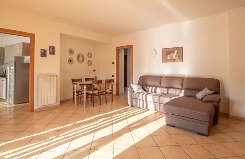 Formia Apartment | Nice apartment for 6 guests with A/C, WIFI, TV, terrace, pets allowed and parking