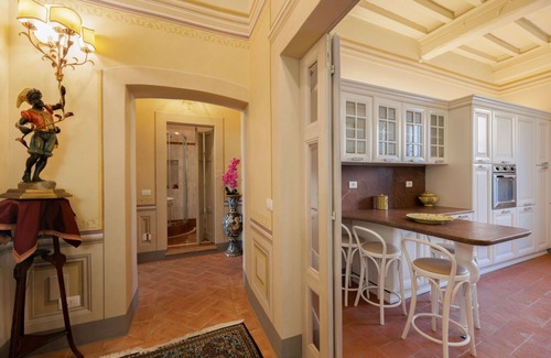 Cortona Old Town Apartment | Nice apartment for 6 people with WIFI, A/C, TV, balcony and panoramic view