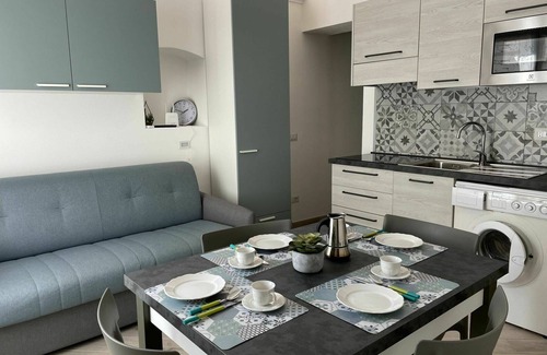 Spotorno Apartment | Nice apartment for 8 people with WIFI, A/C, TV and parking