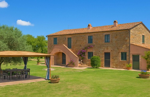 Suvereto Apartment | Nice apartment for 8 people with A/C, WIFI, TV and parking