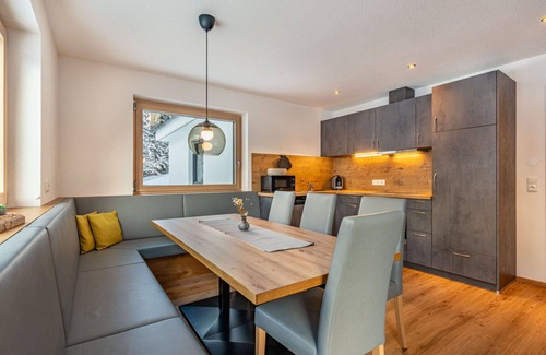 See Apartment | Nice apartment for 8 people with WIFI, TV and balcony