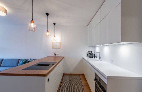 Annenheim Apartment | Nice apartment for 2 people with WIFI, TV, terrace and parking