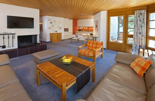 Lenzerheide Apartment | Nice apartment for 4 guests with TV and balcony
