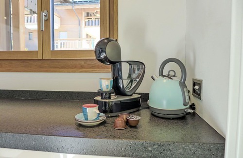Grindelwald Apartment | Nice apartment for 4 guests with WIFI, TV, balcony and parking