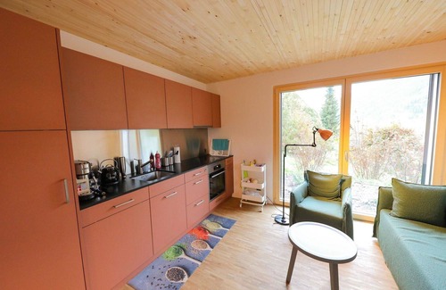 Zweisimmen Apartment | Nice apartment for 2 people with WIFI, TV and balcony