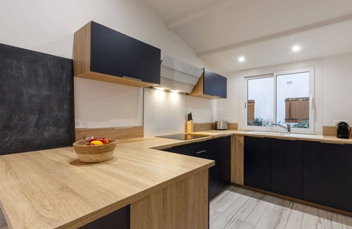 Les Mathes Apartment | Nice apartment for 6 guests with WIFI, TV, terrace and parking